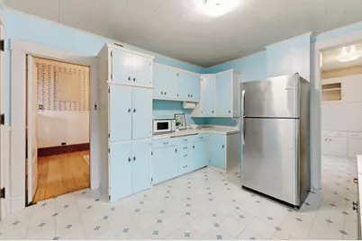 924 W Grand Ave, Port Washington, WI 53074 - Photo 11