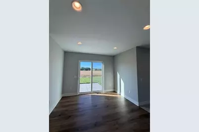 509  Talbots Woods Dr, Dousman, WI 53118 - Photo 17