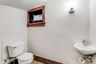 3107 N Shepard Ave, Milwaukee, WI 53211 - Photo 39