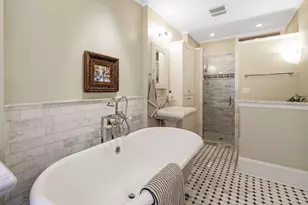 3107 N Shepard Ave, Milwaukee, WI 53211 - Photo 23
