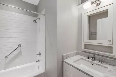 3107 N Shepard Ave, Milwaukee, WI 53211 - Photo 31