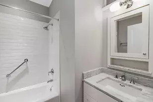 3107 N Shepard Ave, Milwaukee, WI 53211 - Photo 31