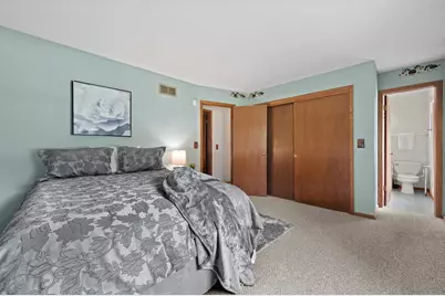 9224 N Fairy Chasm Ln, Brown Deer, WI 53223 - Photo 21