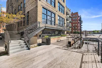 205 N Water St #305, Milwaukee, WI 53202 - Photo 33