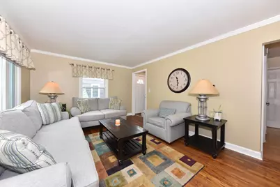 3049 N 90th St, Milwaukee, WI 53222 - Photo 3