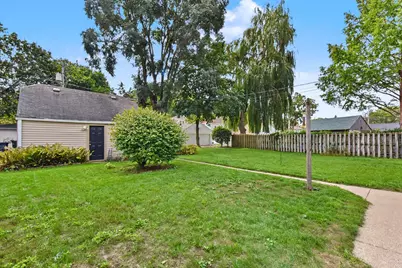 2161 W Raleigh Ave #2163, Glendale, WI 53209 - Photo 39