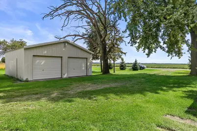 W6738  State Line Rd, Walworth, WI 53184 - Photo 3