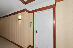 15295 W Library Ln, New Berlin, WI 53151 - Photo 17