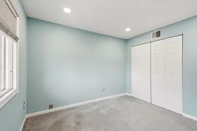 10278 W Whitnall Edge Cir #204, Franklin, WI 53132 - Photo 17
