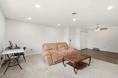 10278 W Whitnall Edge Cir #204, Franklin, WI 53132 - Photo 5