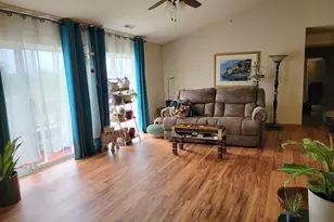 6620 Meadowlands Cir, Pleasant Prairie, WI 53158 - Photo 5