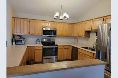 6620  Meadowlands Cir #8 C, Pleasant Prairie, WI 53158 - Photo 9