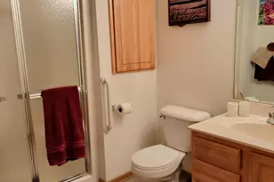 6620 Meadowlands Cir, Pleasant Prairie, WI 53158 - Photo 17