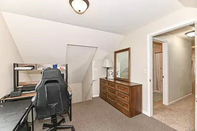 3332 S 9th Pl, Milwaukee, WI 53215 - Photo 23