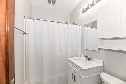 3332 S 9th Pl, Milwaukee, WI 53215 - Photo 19