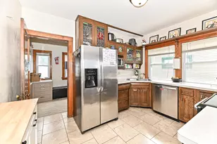 3332 S 9th Pl, Milwaukee, WI 53215 - Photo 13