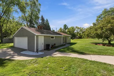 N60W22805  Silver Spring Dr, Lisbon, WI 53089 - Photo 9