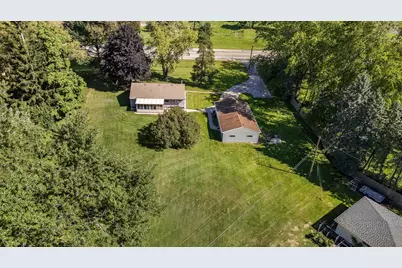 N60W22805  Silver Spring Dr, Lisbon, WI 53089 - Photo 33