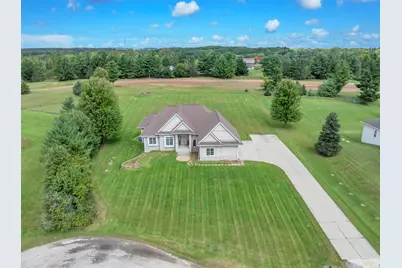 7611  Fairway Ln, Farmington, WI 53090 - Photo 7