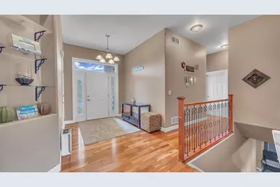 7611  Fairway Ln, Farmington, WI 53090 - Photo 11