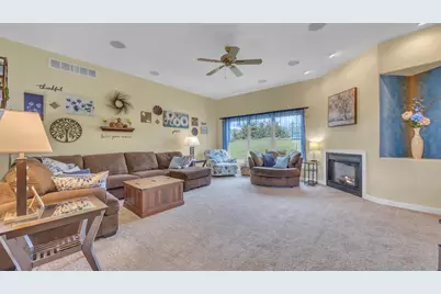 7611  Fairway Ln, Farmington, WI 53090 - Photo 13