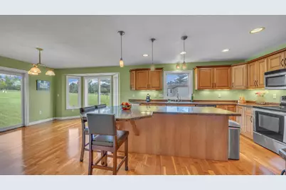7611  Fairway Ln, Farmington, WI 53090 - Photo 15