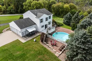 W6188 Linda Ln, Plymouth, WI 53073 - Photo 5