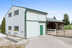 W6188 Linda Ln, Plymouth, WI 53073 - Photo 7