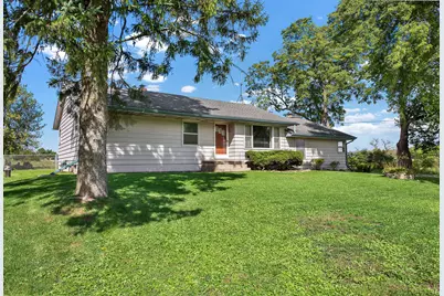 S92W22440  Henneberry Ave, Vernon, WI 53103 - Photo 1