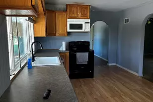 604 N Main St, Jefferson, WI 53549 - Photo 5
