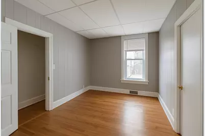 1519  Superior St #Lower, Racine, WI 53402 - Photo 5