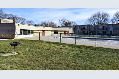 4326  Melody Ln #104, Madison, WI 53704 - Photo 17
