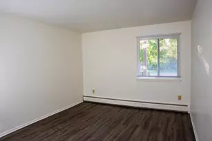4326 Melody Ln, Madison, WI 53704 - Photo 11