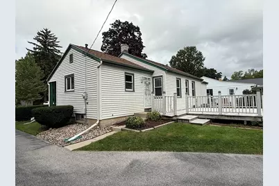 4550 N 103rd St, Wauwatosa, WI 53225 - Photo 7
