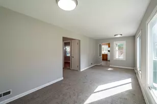 4550 N 103rd St, Wauwatosa, WI 53225 - Photo 15