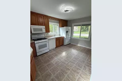 4550 N 103rd St, Wauwatosa, WI 53225 - Photo 21