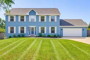 4645 W Sherwood Dr, Franklin, WI 53132 - Photo 1