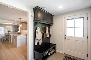 7431 N Boyd Way, Fox Point, WI 53217 - Photo 27