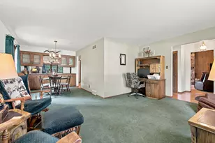 W174N9847 Wendy Ln, Germantown, WI 53022 - Photo 19
