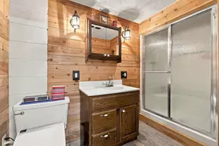 W174N9847 Wendy Ln, Germantown, WI 53022 - Photo 29