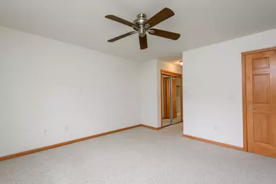 2836  Raintree Ln, Waukesha, WI 53189 - Photo 17