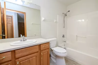 2836  Raintree Ln, Waukesha, WI 53189 - Photo 25