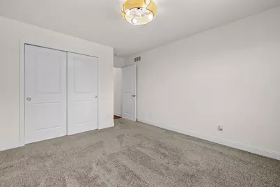364  Kiddle Ln, Racine, WI 53182 - Photo 21