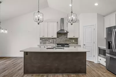 364  Kiddle Ln, Racine, WI 53182 - Photo 5