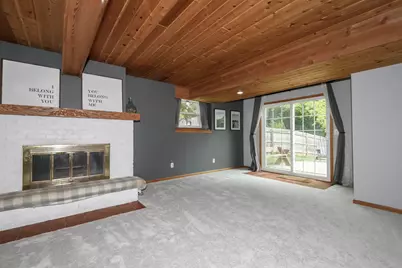 929  Howard St, Waukesha, WI 53188 - Photo 27