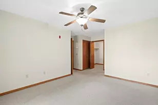 1102 N Sunnyslope Dr, Racine, WI 53406 - Photo 29
