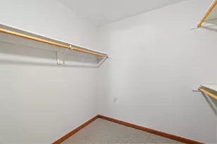 1102 N Sunnyslope Dr, Racine, WI 53406 - Photo 25