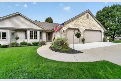 520  Green Valley Dr, Racine, WI 53406 - Photo 43