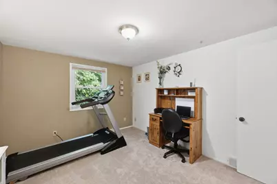 4130 W Ramsey Ave, Greenfield, WI 53221 - Photo 25