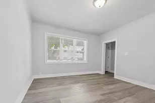 917 S 9th St, Milwaukee, WI 53204 - Photo 7
